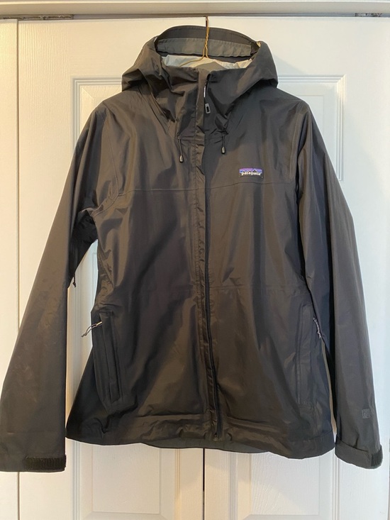 Patagonia Jackets & Blazers - Patagonia Women's Dark Gray Hooded Shell Jacket